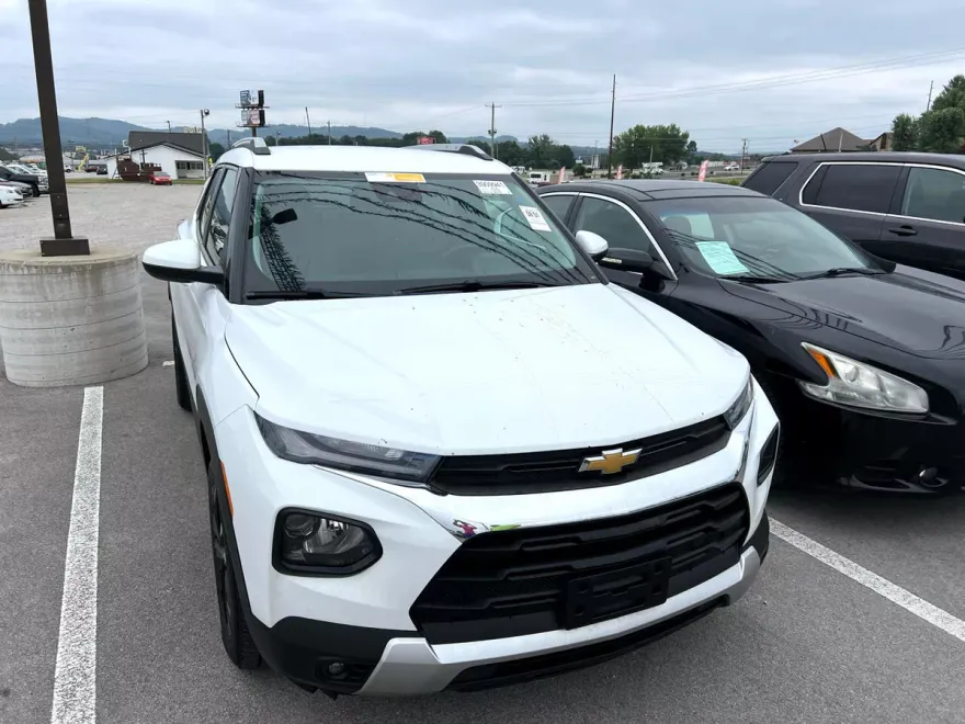 2021 Chevrolet Trailblazer LT photo 1