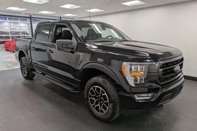 2022 Ford F-150 XLT photo 1