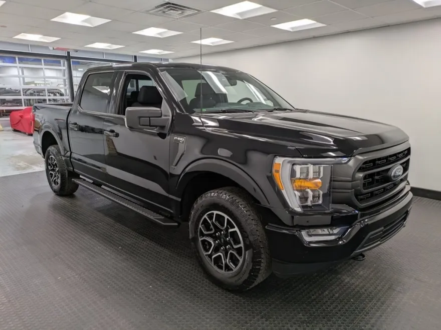 2022 Ford F-150 XLT photo 1