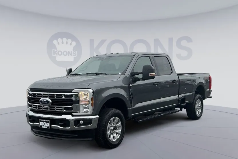 2024 Ford F-350 XLT photo 1
