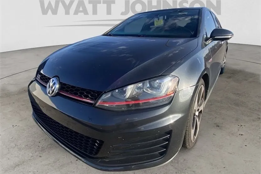 2015 Volkswagen Golf GTI SE photo 1