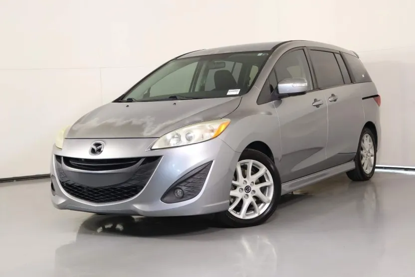 2015 Mazda Mazda5 Touring photo 1