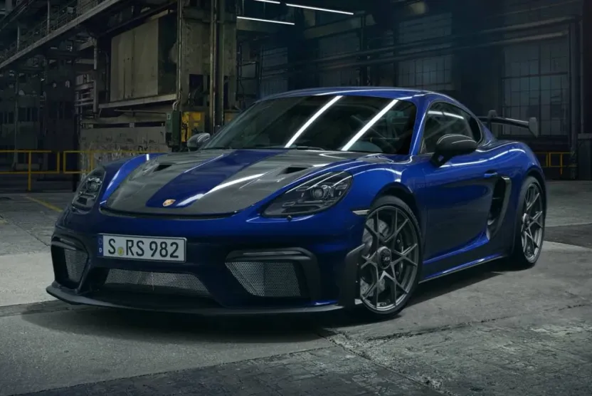 2025 Porsche Cayman GT4 RS photo 1