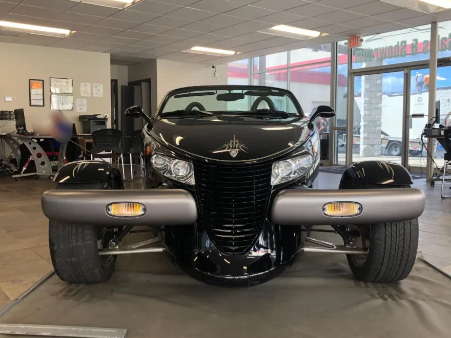 1999 Plymouth Prowler Base photo 1