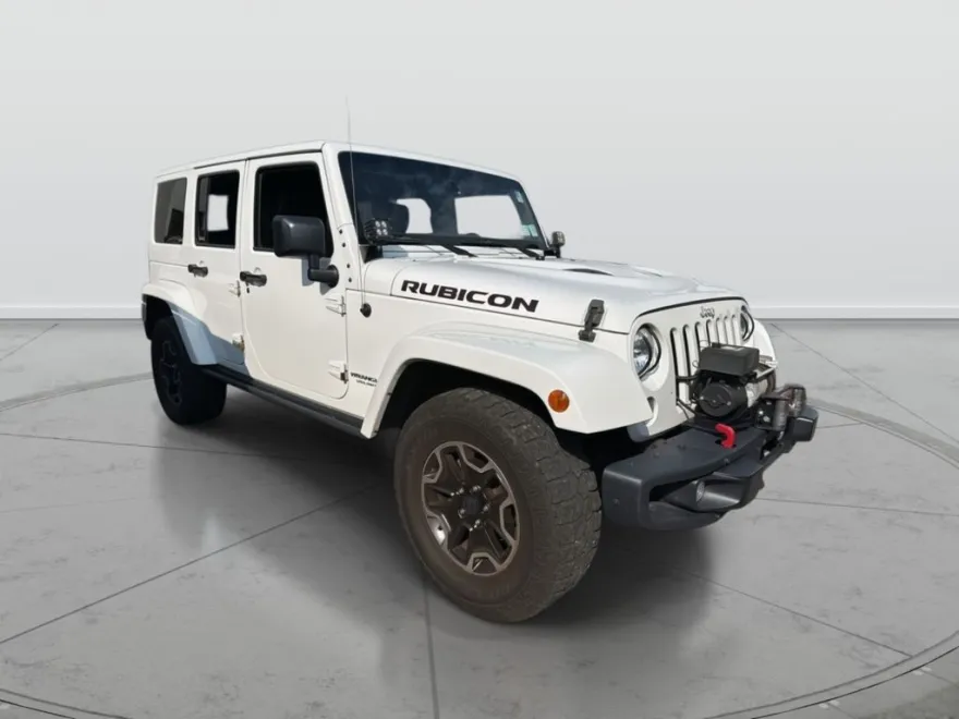 2016 Jeep Wrangler Unlimited Rubicon photo 1