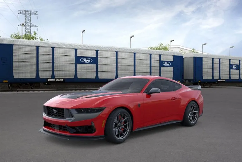 2025 Ford Mustang Dark Horse Deluxe photo 1