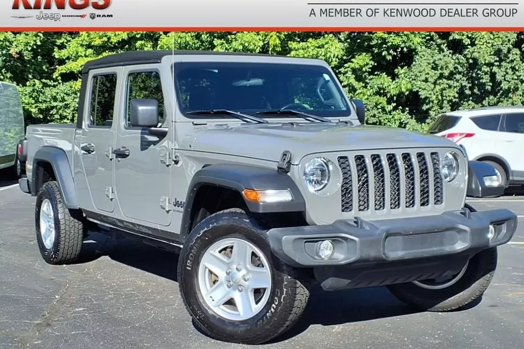 2020 Jeep Gladiator Sport photo 1