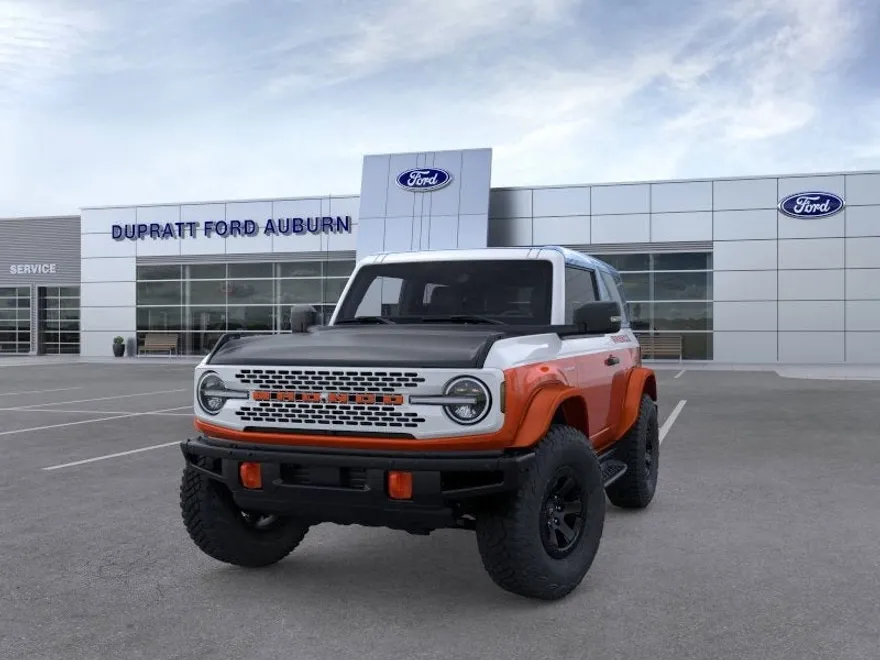 2025 Ford Bronco First Edition photo 1