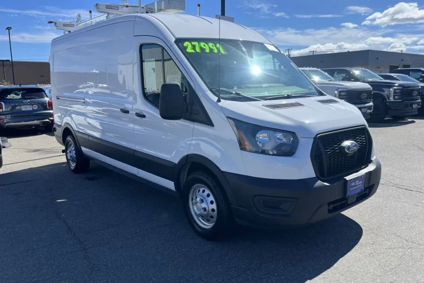 2022 Ford Transit photo 1