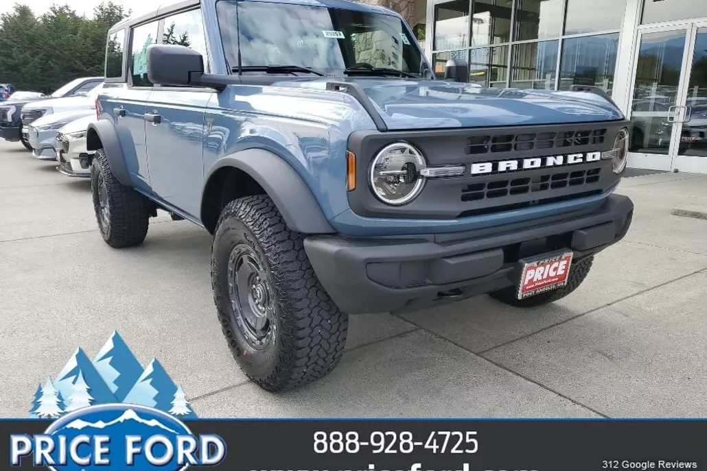 2025 Ford Bronco Base photo 1
