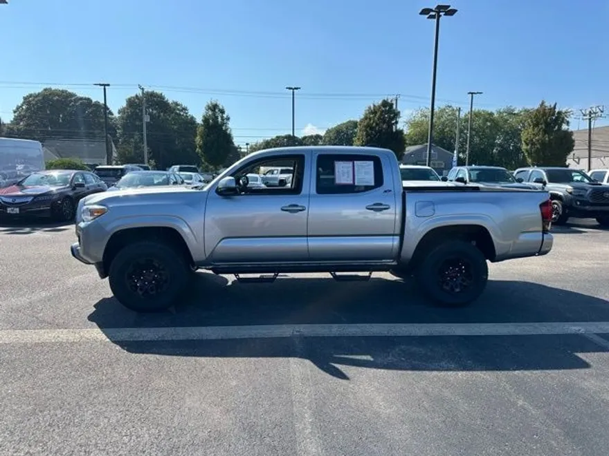 2023 Toyota Tacoma Double Cab photo 1