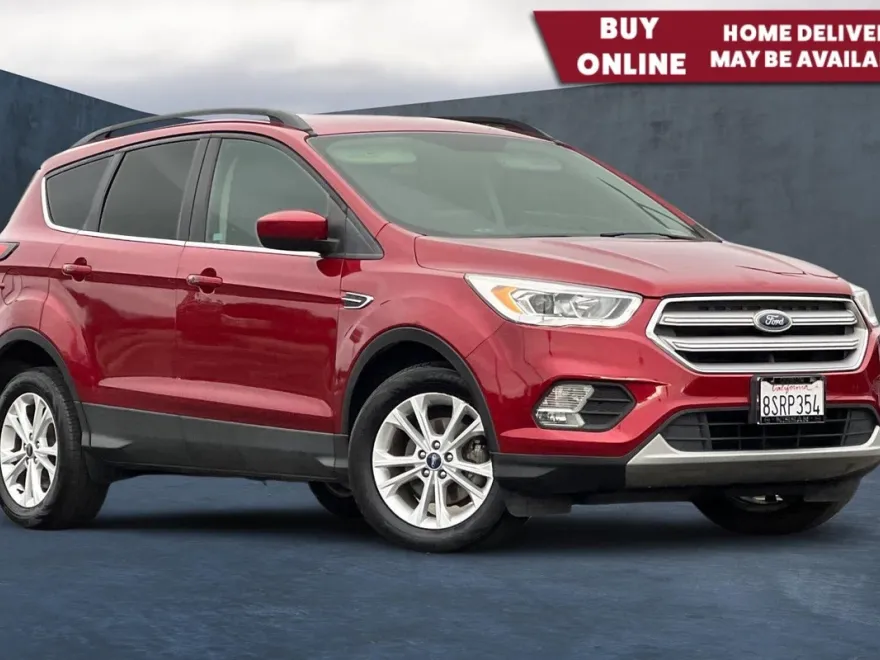2019 Ford Escape SEL photo 1
