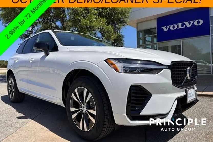 2025 Volvo XC60 Hybrid T8 Core photo 1
