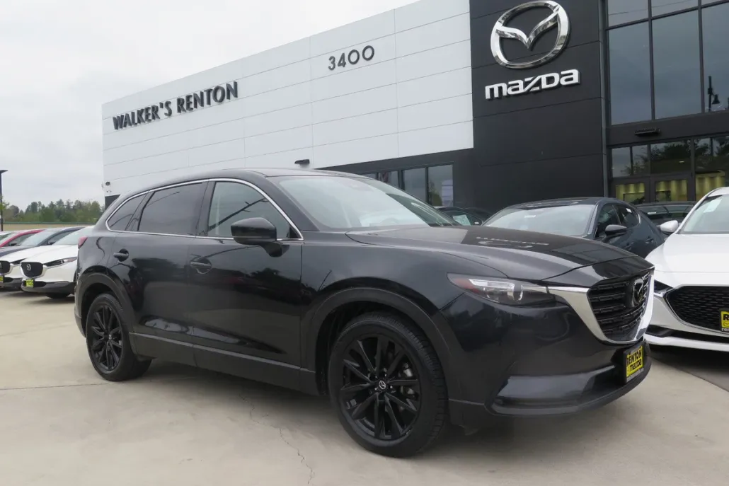 2023 Mazda CX-9 Touring photo 1