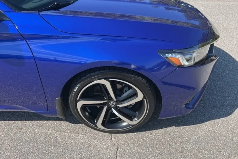 2021 Honda Accord Sport photo 1