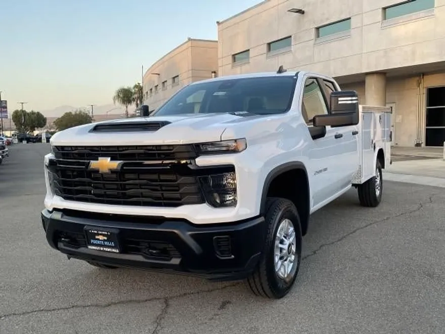 2026 Chevrolet Silverado 2500HD Work Truck photo 1