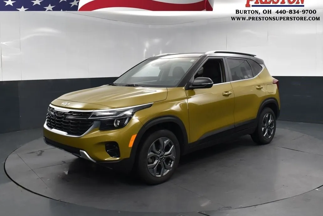 2024 Kia Seltos S photo 1