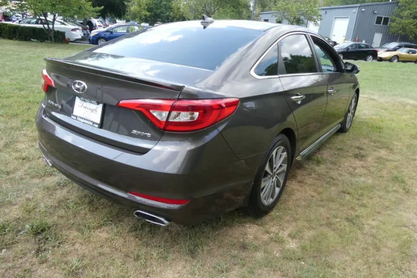 2015 Hyundai Sonata Sport photo 1