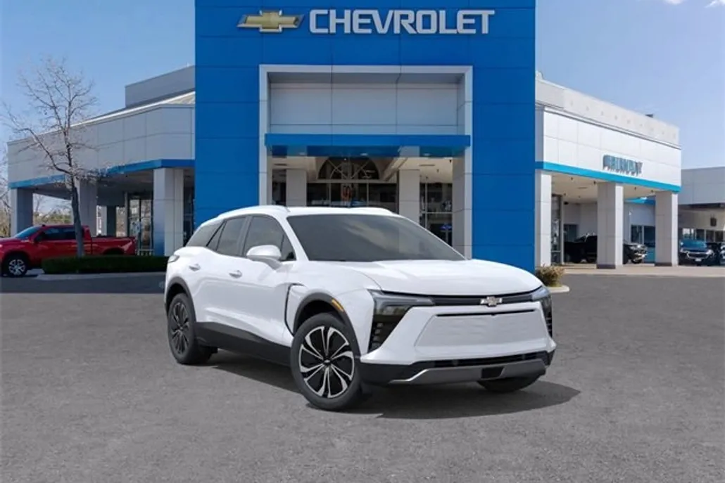 2026 Chevrolet Blazer EV photo 1