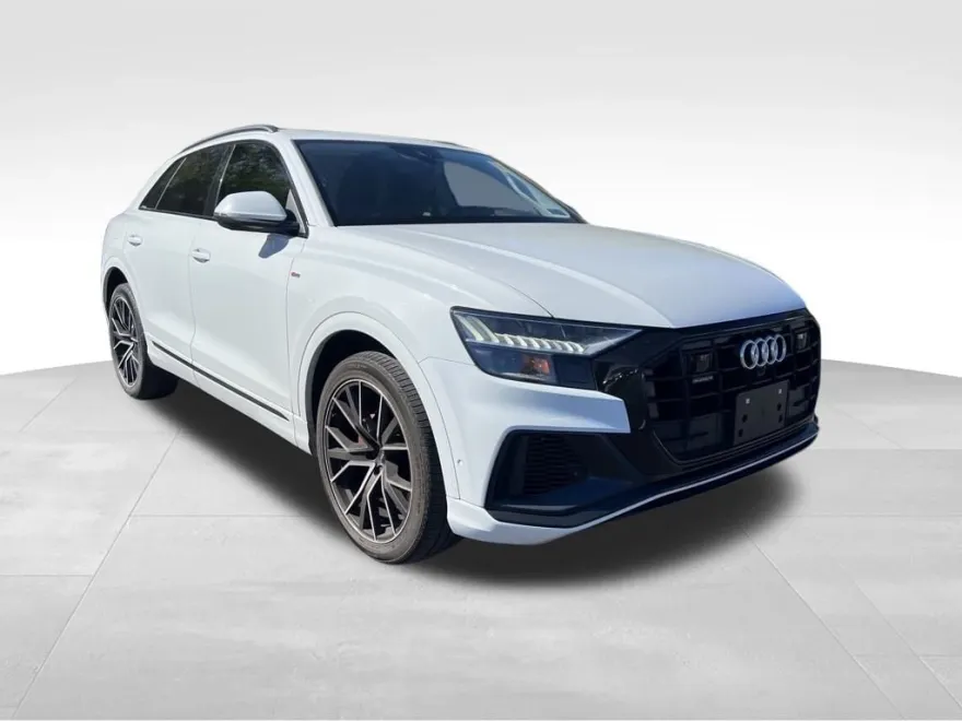 2020 Audi Q8 55 Premium Plus photo 1