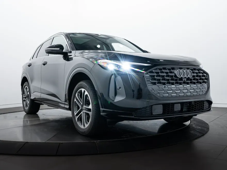 2025 Audi Q5 Premium Plus photo 1