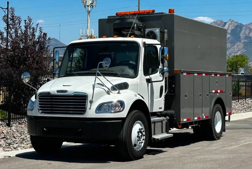 2012 Freightliner M2 106 Medium Duty photo 1
