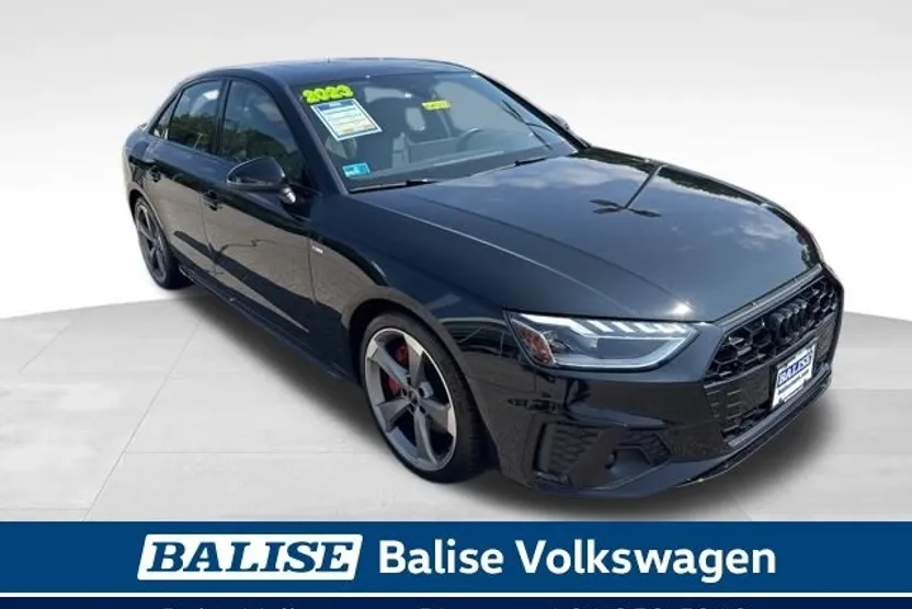 2023 Audi A4 45 S line Premium Plus Quattro photo 1