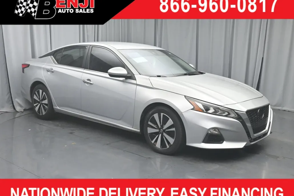 2021 Nissan Altima 2.5 SV photo 1
