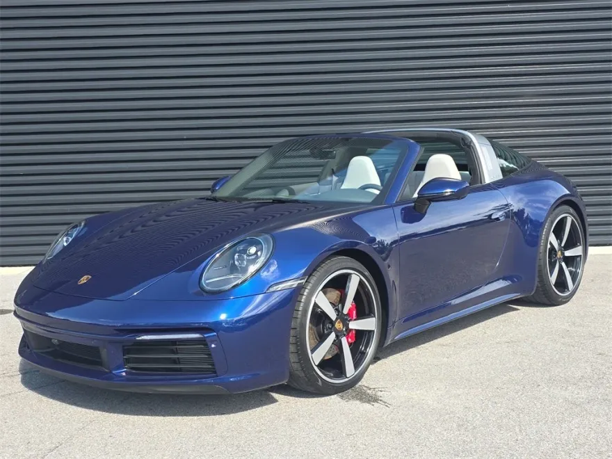 2024 Porsche 911 Targa 4S photo 1