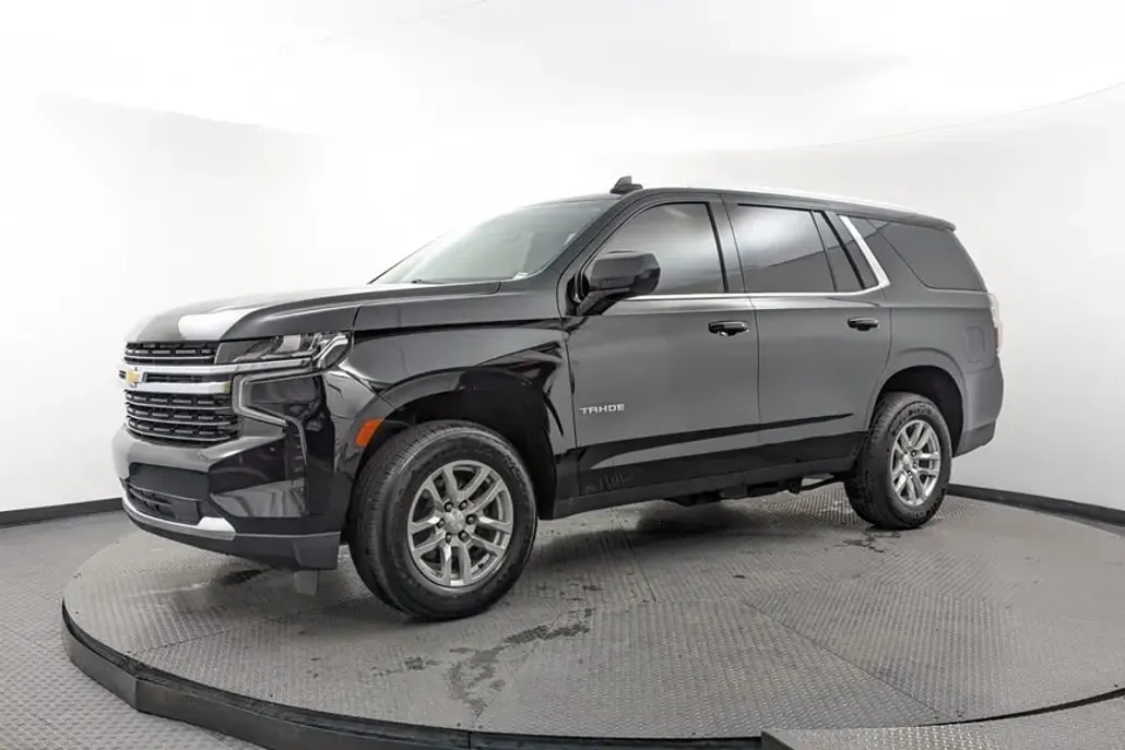 2021 Chevrolet Tahoe LT photo 1