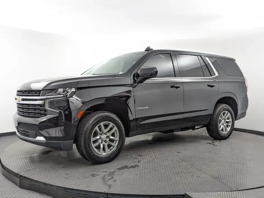 2021 Chevrolet Tahoe LT photo 1