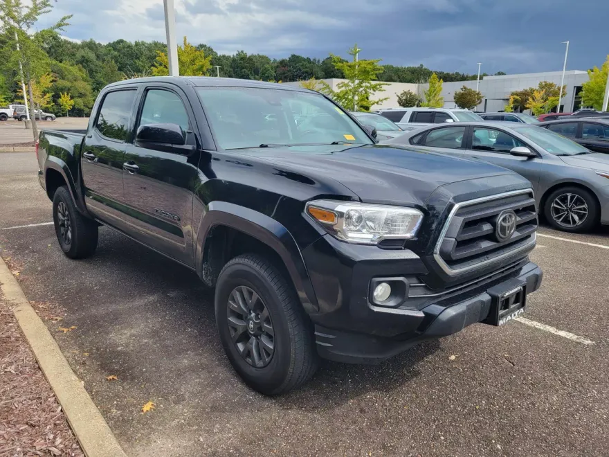 2022 Toyota Tacoma SR5 V6 photo 1