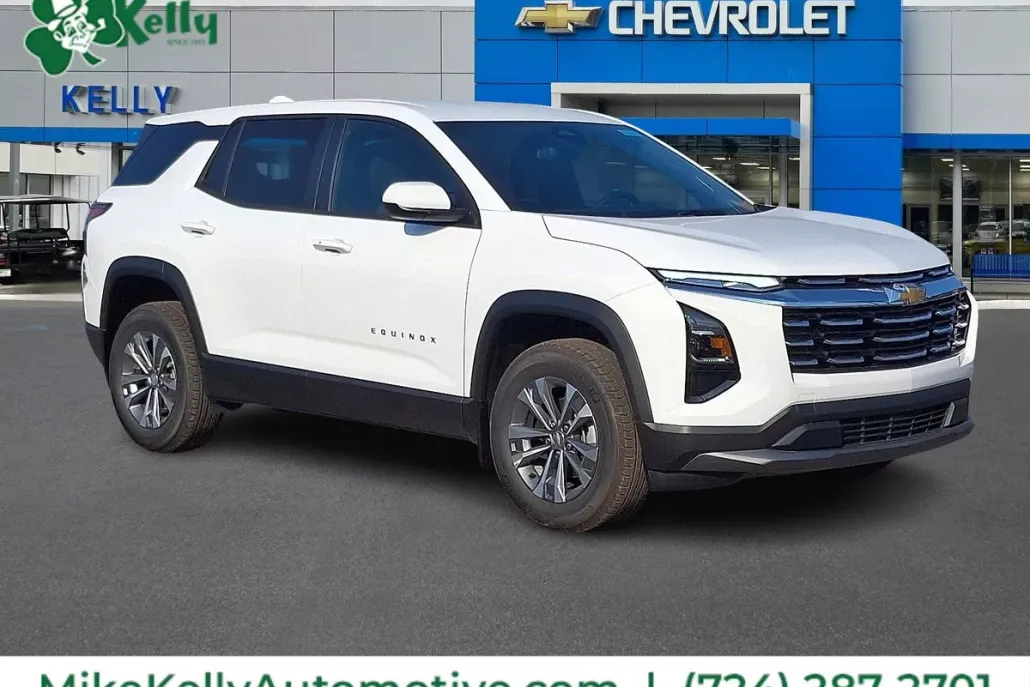 2026 Chevrolet Equinox LT photo 1