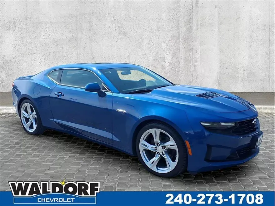 2020 Chevrolet Camaro LT1 photo 1
