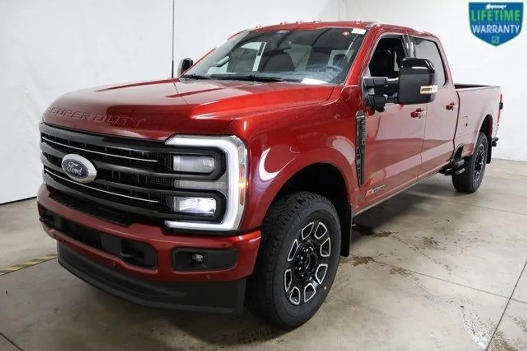 2026 Ford F-350 Platinum photo 1