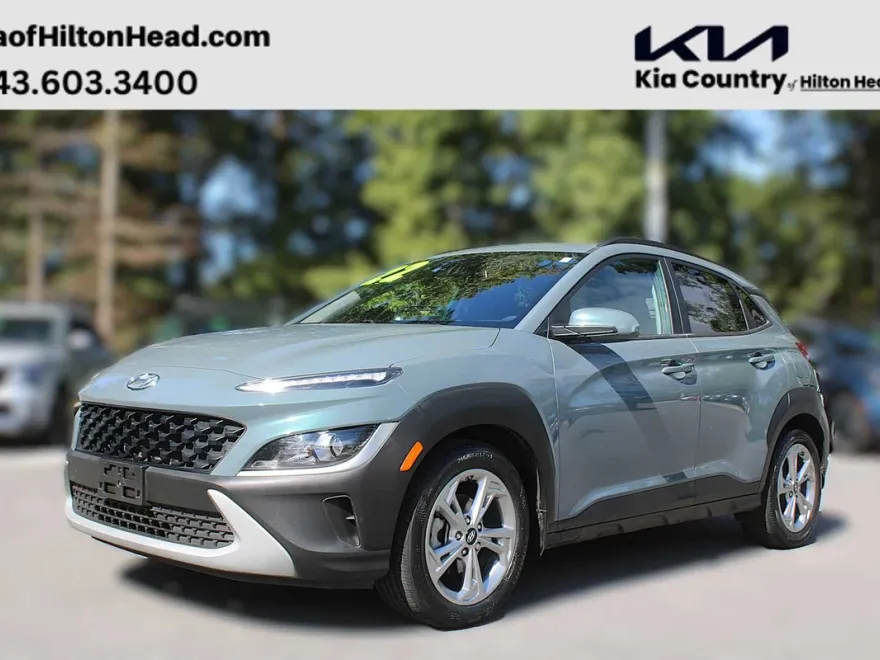 2022 Hyundai Kona SEL photo 1