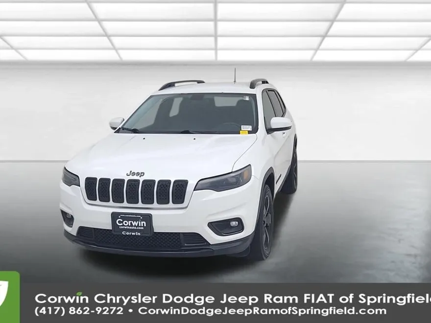 2020 Jeep Cherokee Altitude photo 1
