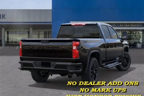 2025 Chevrolet Silverado 2500HD LT photo 2