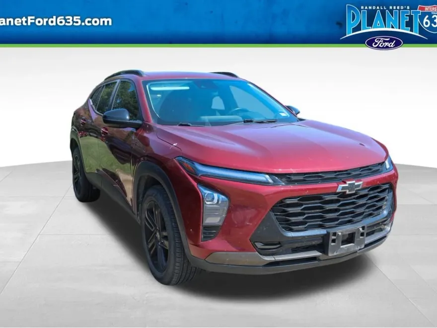 2024 Chevrolet Trax ACTIV photo 1