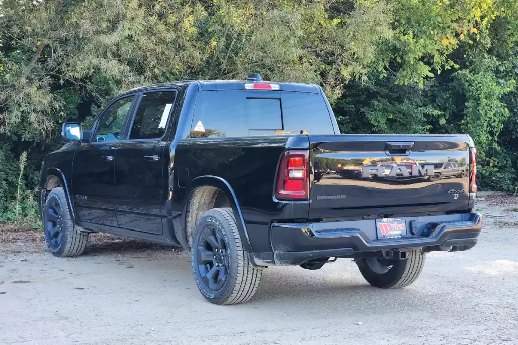 2025 Ram 1500 Big Horn photo 1