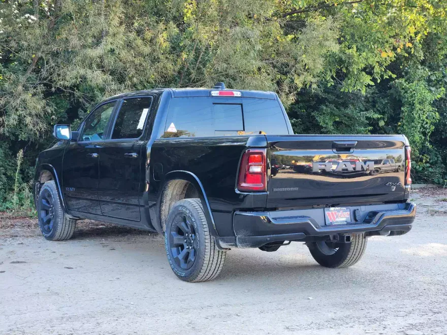 2025 Ram 1500 Big Horn photo 1