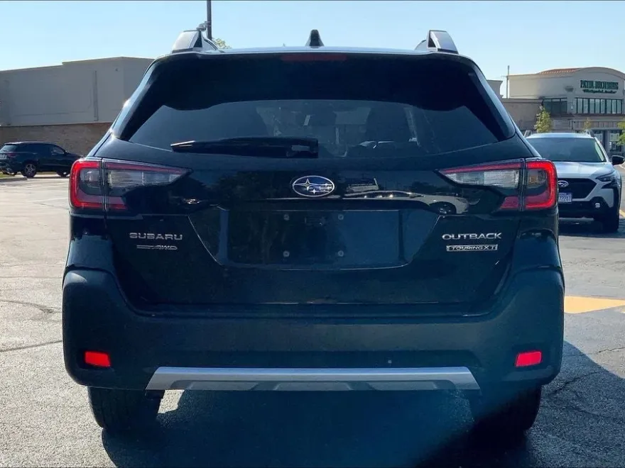 2024 Subaru Outback Touring XT photo 1