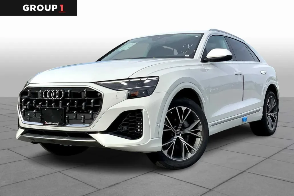 2025 Audi Q8 55 Premium photo 1