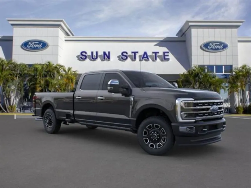 2024 Ford F-350 Platinum photo 1
