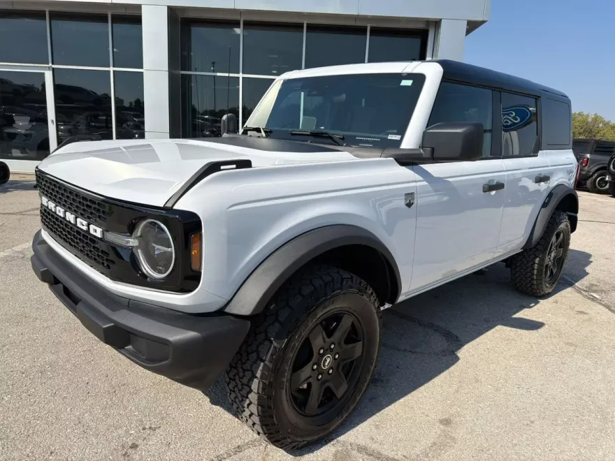 2025 Ford Bronco Big Bend photo 1