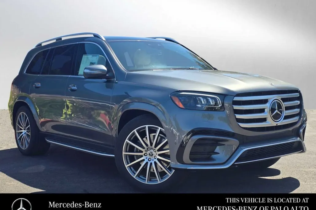 2025 Mercedes Benz GLS 450 4MATIC photo 1