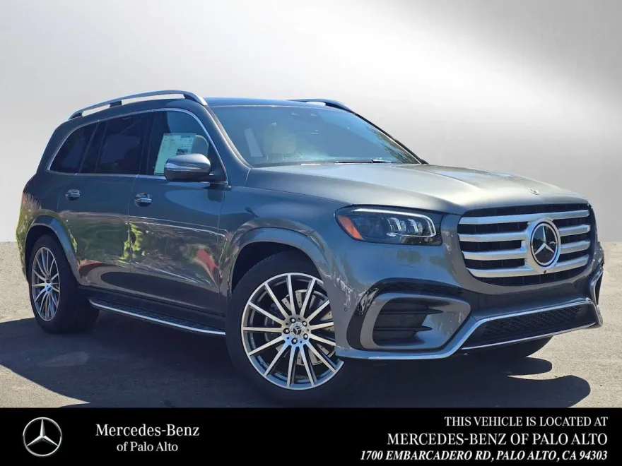 2025 Mercedes Benz GLS 450 4MATIC photo 1