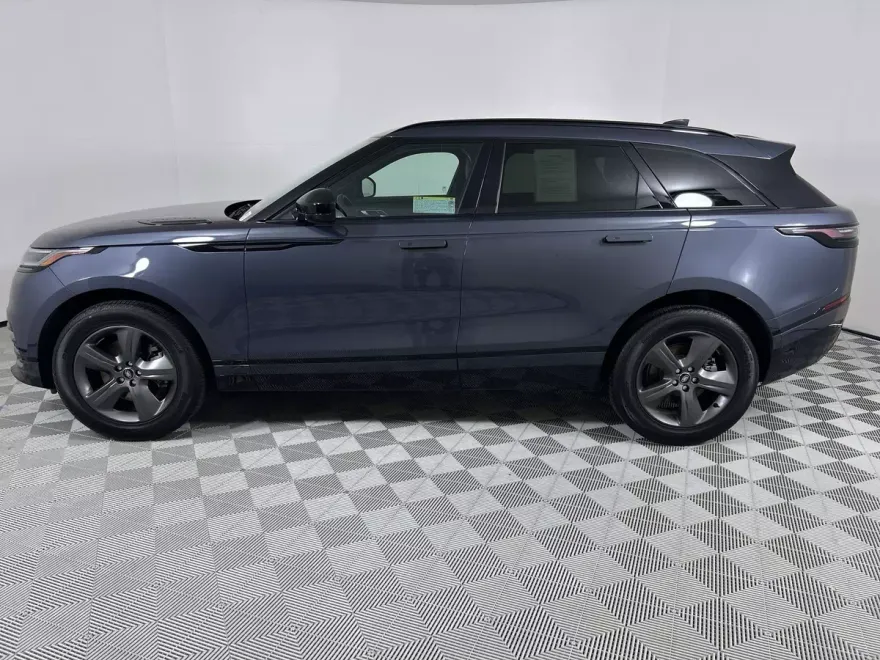2025 Land Rover Range Rover Velar SE photo 1