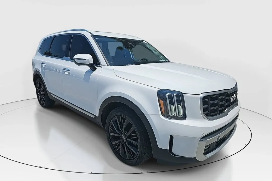 2023 Kia Telluride SX photo 1