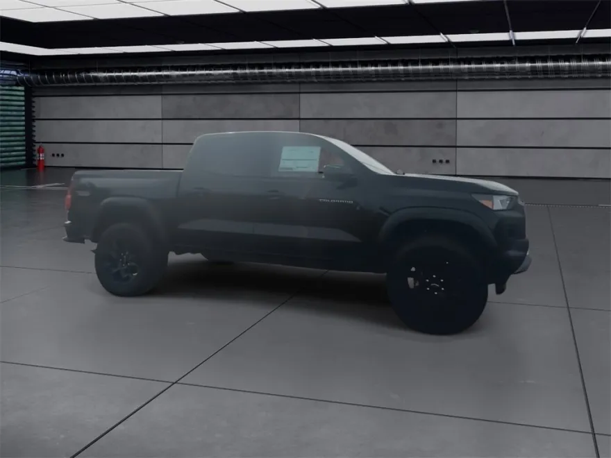 2026 Chevrolet Colorado Trail Boss photo 1